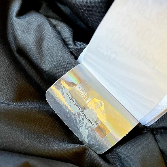 The North Face Reign On Down Waterproof Parka - Picture 7 of 7